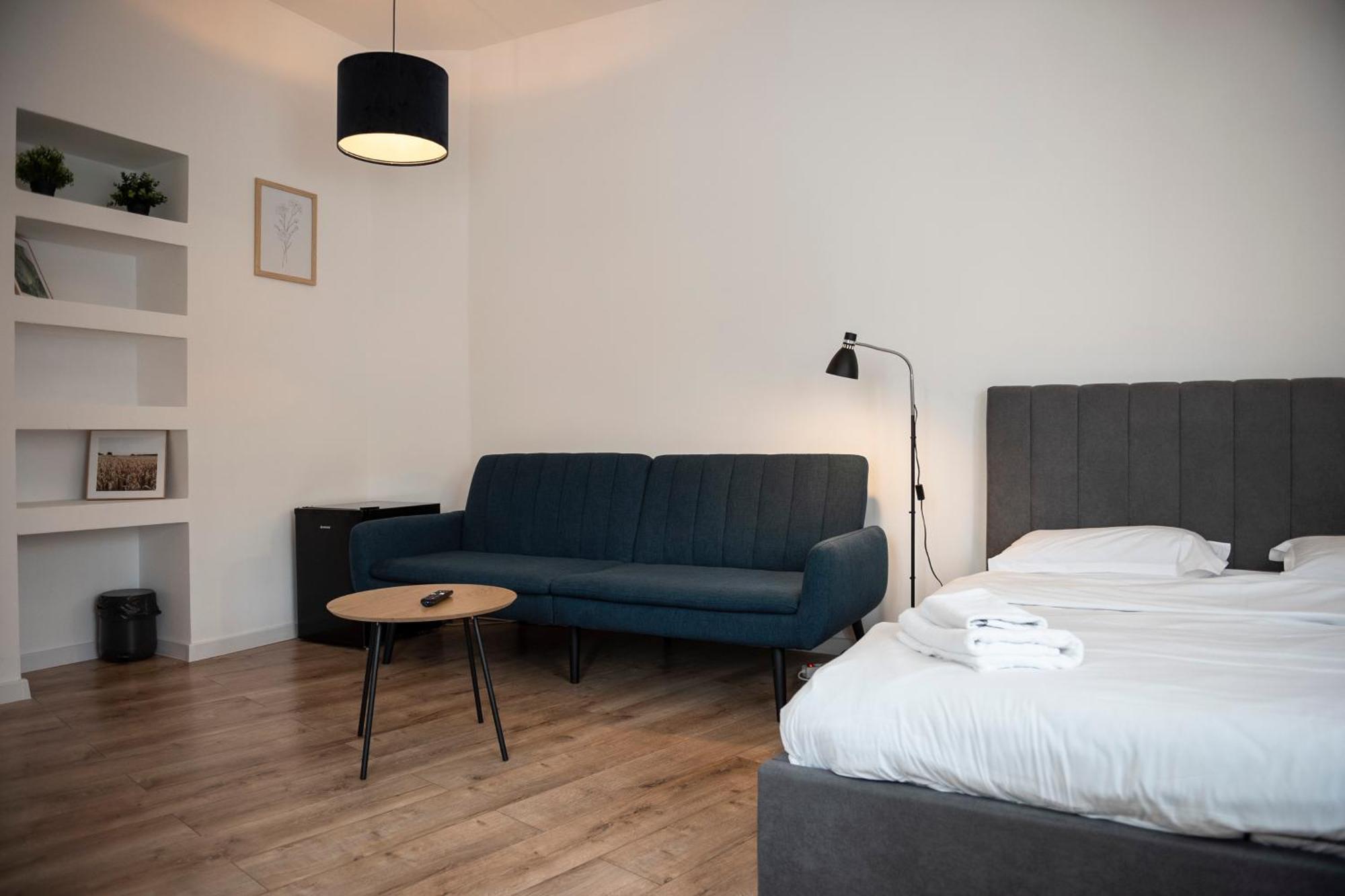 Lazynest Residence Bukarest Rum bild